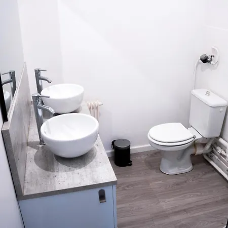 Apartamento Wonderhost, Les De La Place Margot Pau