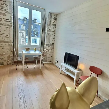 Wonderhost, Les De La Place Margot Apartamento *
